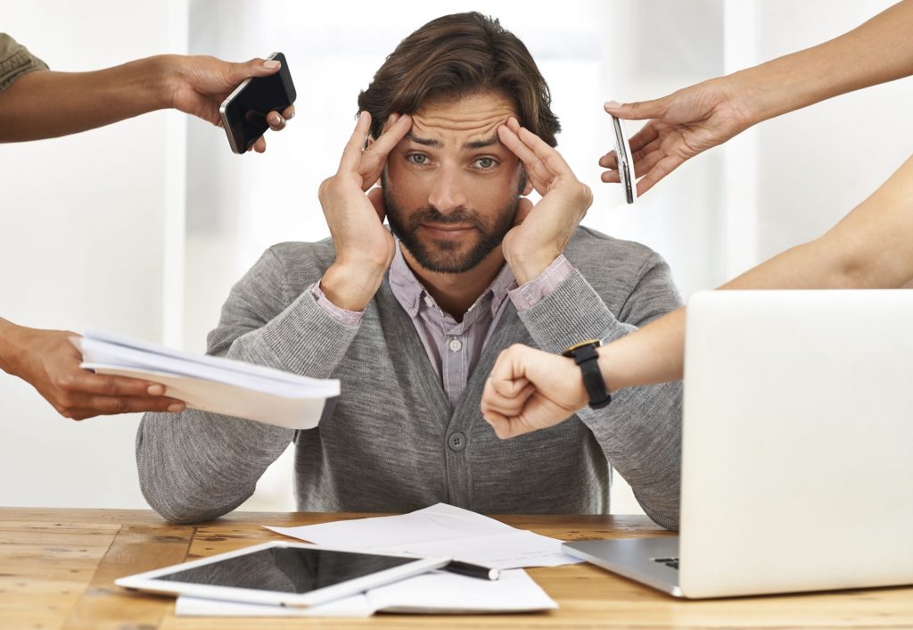 Qué es el estrés laboral y cómo afecta a trabajadores y empresas